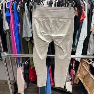 Outdoor Voices crop Beige Leggings